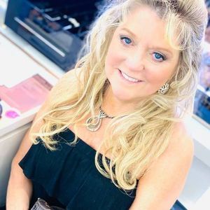 Meet your Posher, Dawn